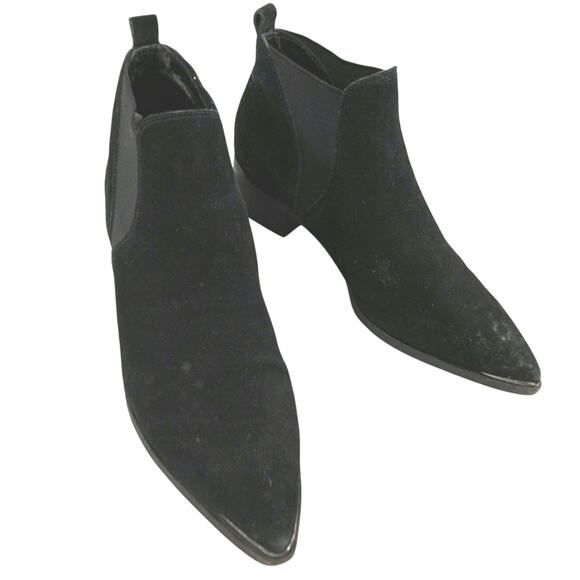MARC FISHER! BLACK GENUINE SUEDE LEATHER, STUDDED HEEL ANKLE BOOTS! SZ 8.5M - Picture 1 of 11